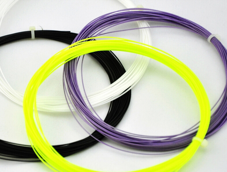 中國(guó)高校校友羽毛球挑戰(zhàn)賽結(jié)束，羽毛球拍線推薦