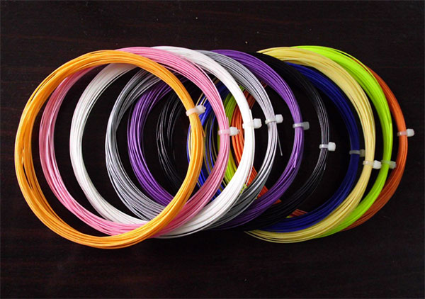 羽毛球拍線拉線磅數,球拍多少磅數合適(上)